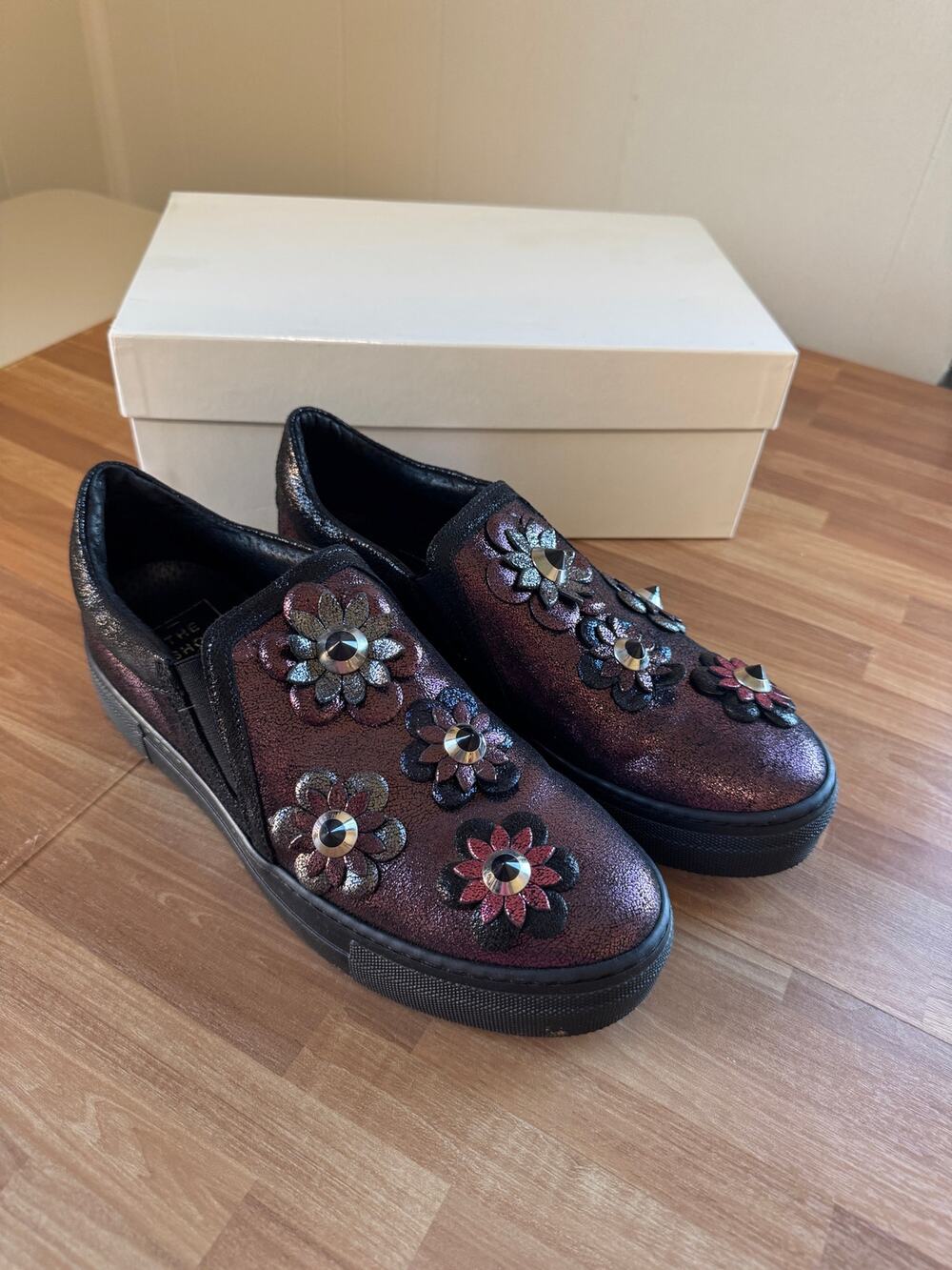 Meline Shoes (The Shoe Box) Metallic Floral Studded Slip-On Sneakers